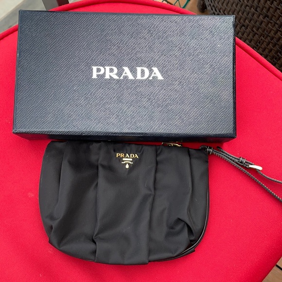 ⛔️SOLD⛔️ PRADA Black Wristlet with Gold accents. - Picture 3 of 16